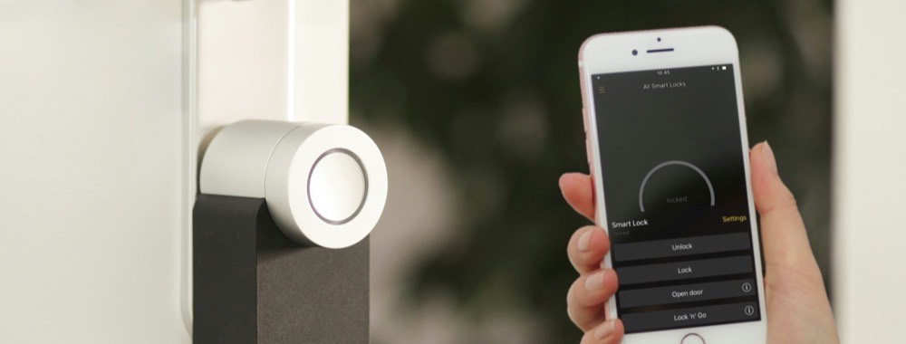 Smart door lock controlled from a phone app